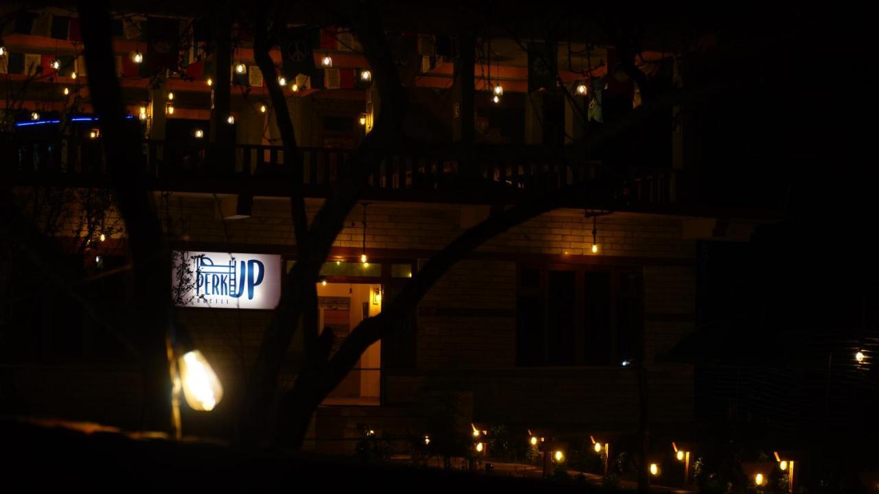Perkup Hostel Kasol Bagian luar foto
