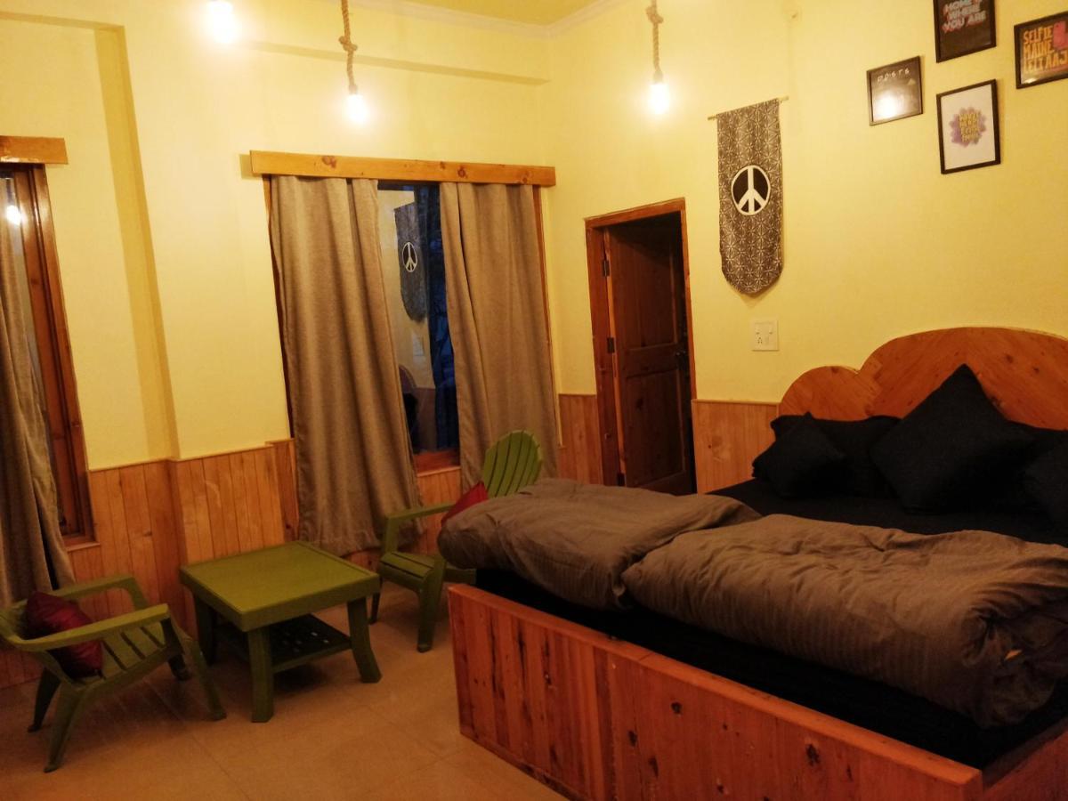 Perkup Hostel Kasol Bagian luar foto