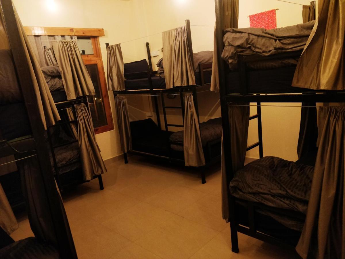 Perkup Hostel Kasol Bagian luar foto